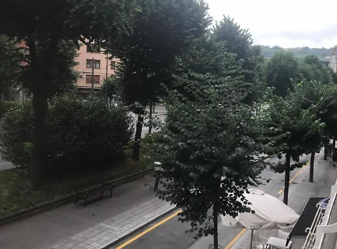 Fantástico En El Centro De * Bilbau